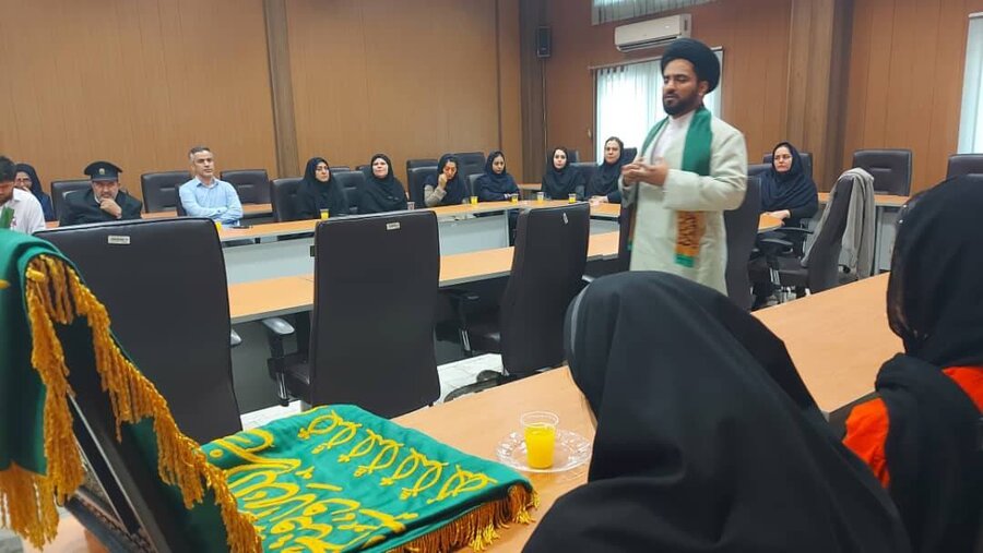 شهرستان تهران | مراسم پرچم‌گردانی حرم مطهر رضوی در مرکز شهید نواب صفوی برگزار شد