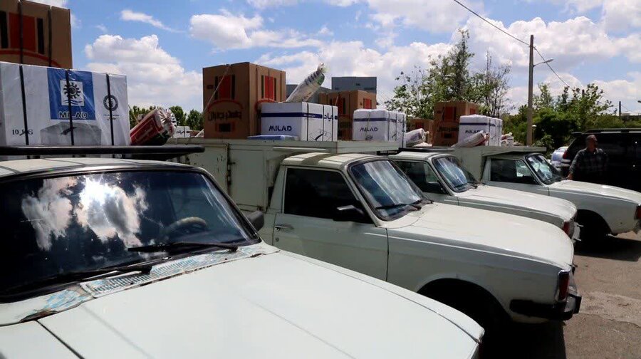 اهدای ۶۲ سری جهیزیه به زوجهای تحت پوشش بهزیستی کردستان در دهه کرامت