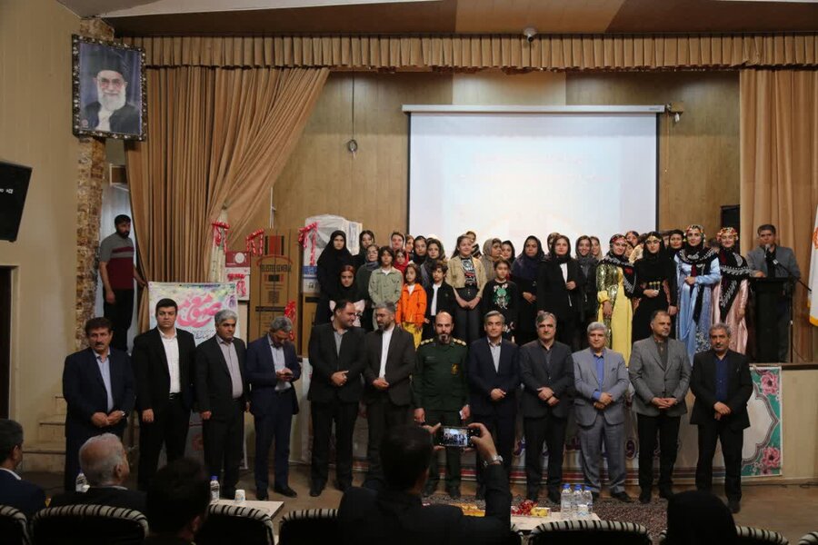 اهدای ۶۲ سری جهیزیه به زوجهای تحت پوشش بهزیستی کردستان در دهه کرامت