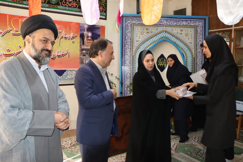 گزارش تصویری ا  آیین پرچم‌گردانی و گرامیداشت میلاد امام رضا (ع)