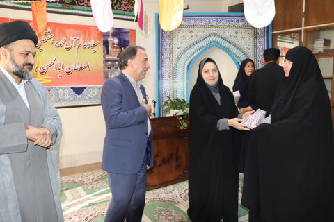 گزارش تصویری ا  آیین پرچم‌گردانی و گرامیداشت میلاد امام رضا (ع)