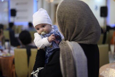 آئین واگذاری همزمان 30 کودک به خانواده های فرزندپذیر