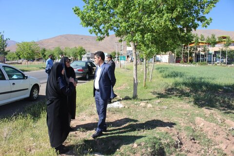 بازدید مدیرکل بهزیستی البرز از زمین اهدایی در فشند با هدف تبدیل آن به مرکز تفریحی و رفاهی