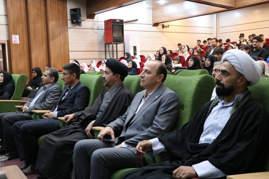 جشن باشکوه میلاد امام رضا (ع) و جشن تکلیف فرزندان بهزیستی با حضور مسئولان استانی و خیّرین در ارومیه برگزار شد