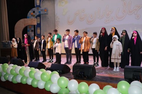 گزارش تصویری /  آیین تجلیل از قهرمانان و نام‌آوران ورزشی افراد دارای معلولیت و بیماران خاص استان مرکزی