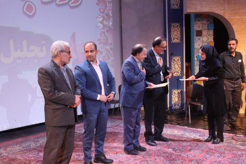 گزارش تصویری /  آیین تجلیل از قهرمانان و نام‌آوران ورزشی افراد دارای معلولیت و بیماران خاص استان مرکزی