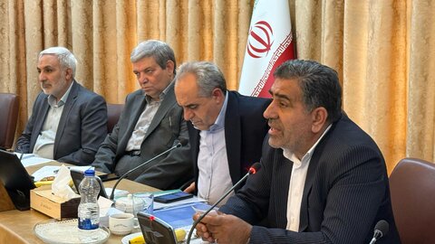 آ-شرقی*