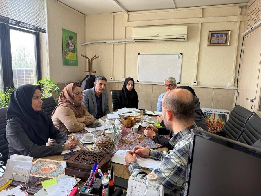 برگزاری جلسه محیط دوستدار سالمند