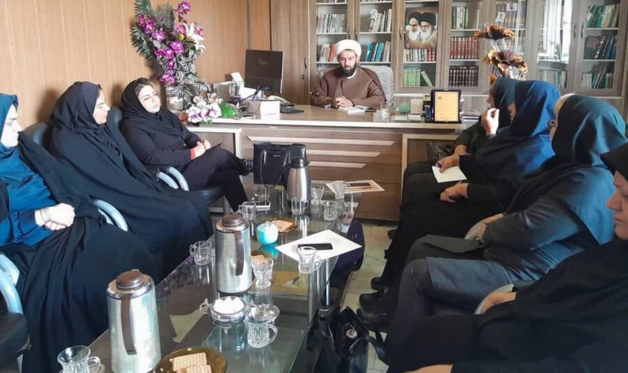 برگزاری جلسه گرامیداشت دهه کرامت در اداره تبلیغات اسلامی مهاباد برگزاری جلسه گرامیداشت دهه کرامت در اداره تبلیغات اسلامی مهاباد