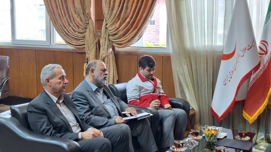 دیدار سرپرست بهزیستی گیلان با مدیرعامل جمعیت هلال احمر استان