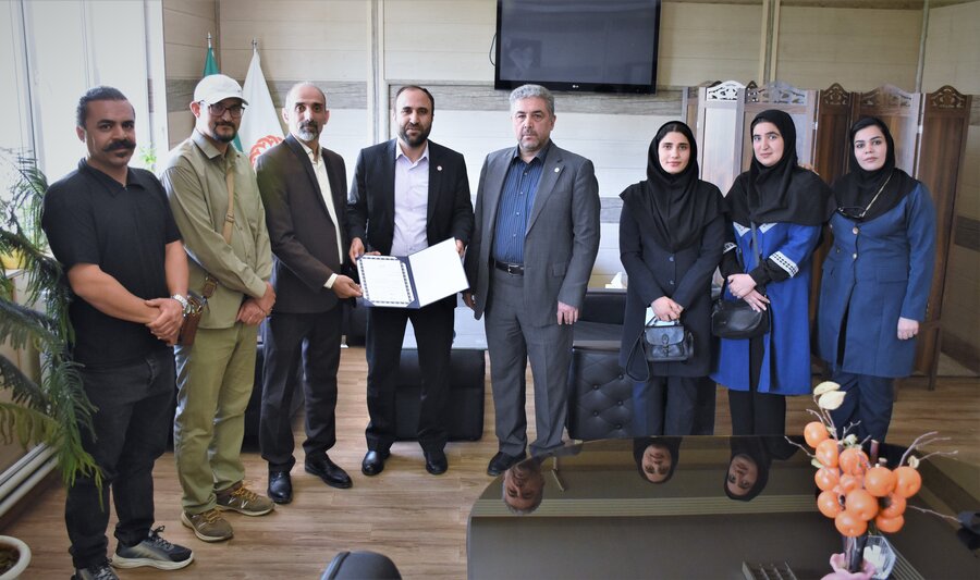 نشست هم‌اندیشی با مدیرکل بهزیستی در مسیر حمایت از ناشنوایان