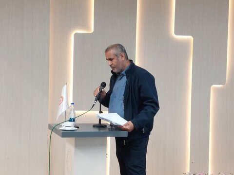 آذر-شرقی.