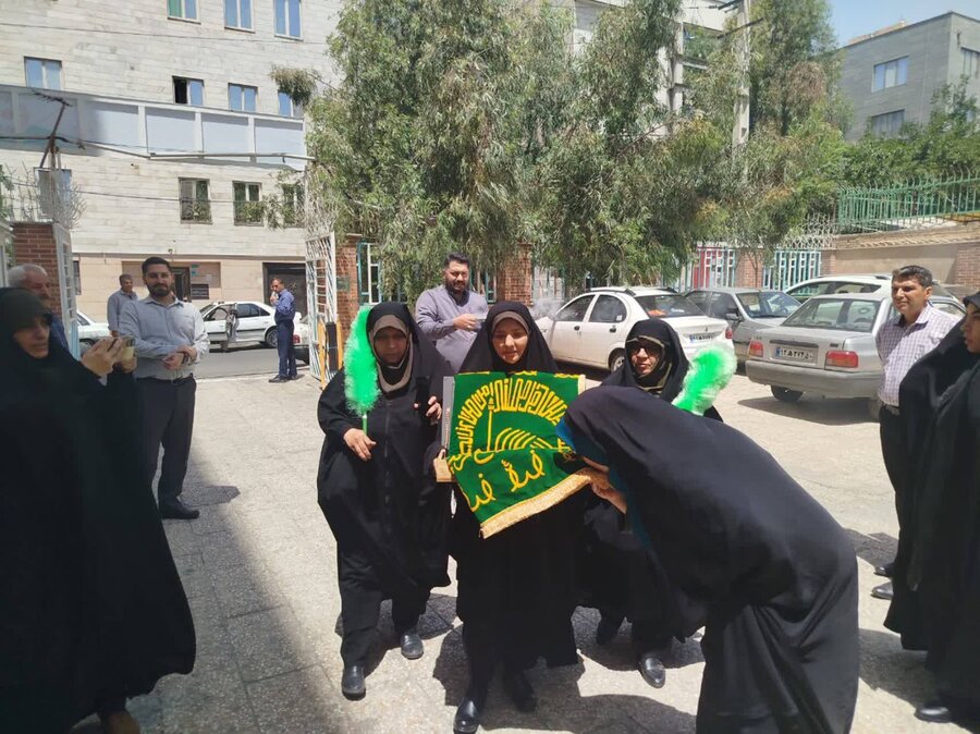 شهرقدس | مراسم پرچم گردانی حرم مطهر امام رضا (ع)