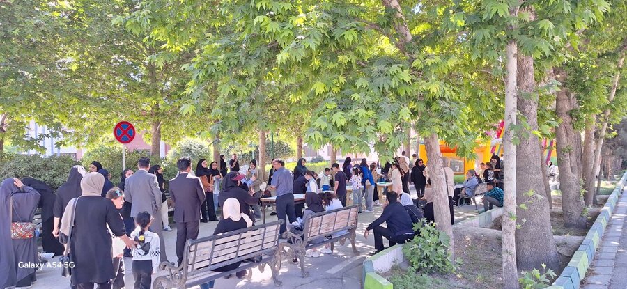 شهر قدس | برگزاری جشن شاد ویژه کودکان دارای معلولیت با همکاری اساتید دانشگاه آزاد اسلامی