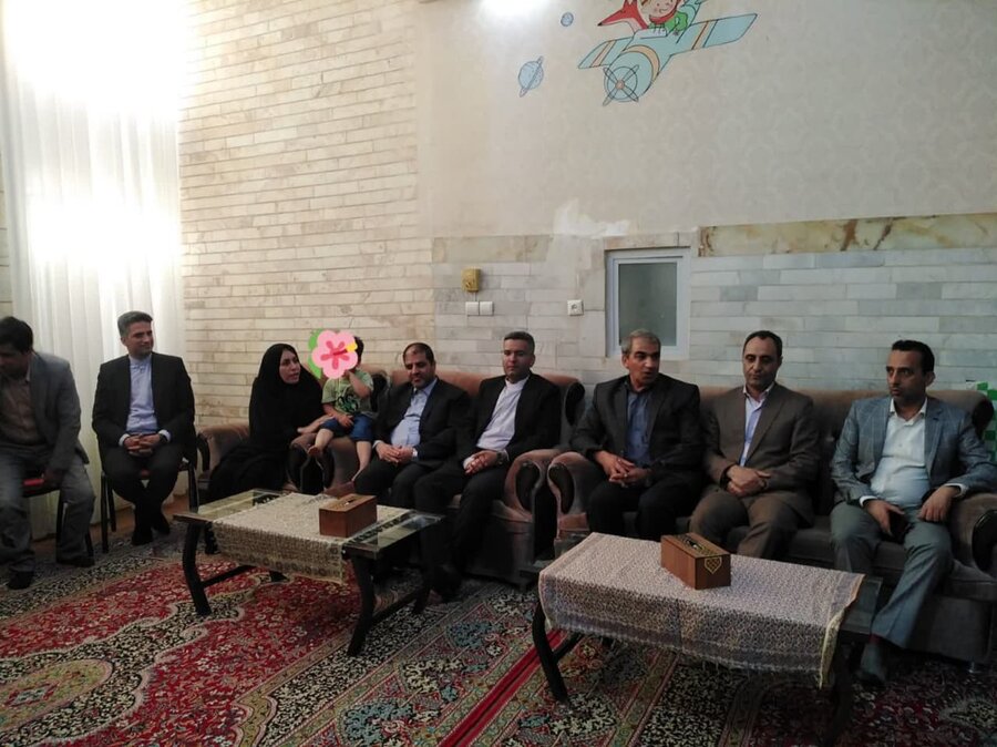 شبه خانواده میبد