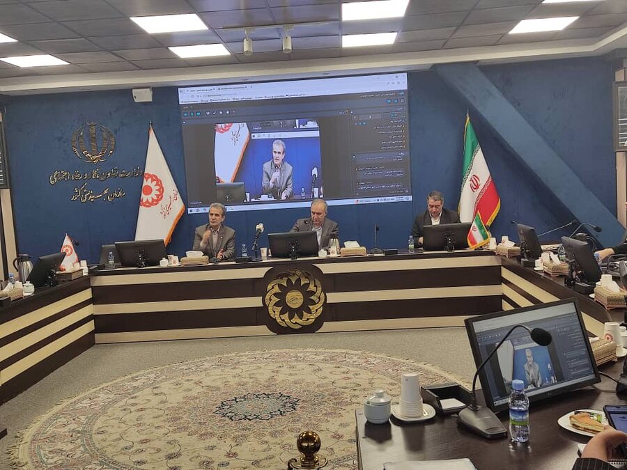 میز گفتگوی اجتماعی