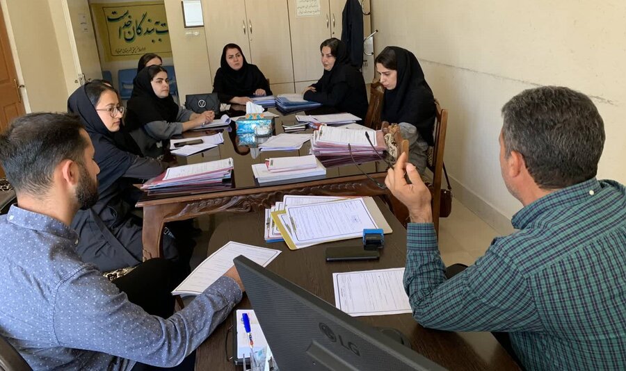 برگزاری جلسه کمیته توانبخشی در بهزیستی مهاباد