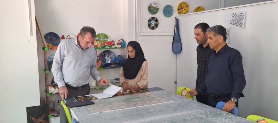 بازدید رئیس بهزیستی میاندوآب از مرکز توانبخشی و حرفه آموزی درخشان بازدید رئیس بهزیستی میاندوآب از مرکز توانبخشی و حرفه آموزی درخشان
