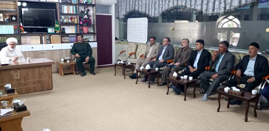 دیدار رئیس اداره بهزیستی میاندوآب با امام جمعه شهرستان