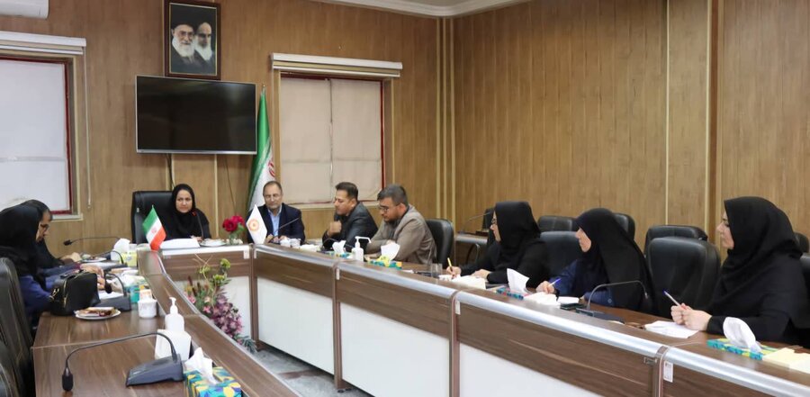 جلسه هماهنگی برنامههای گرامیداشت خانوادههای خوشجمعیت در بهزیستی آذربایجانغربی جلسه هماهنگی برنامههای گرامیداشت خانوادههای خوشجمعیت در بهزیستی آذربایجانغربی