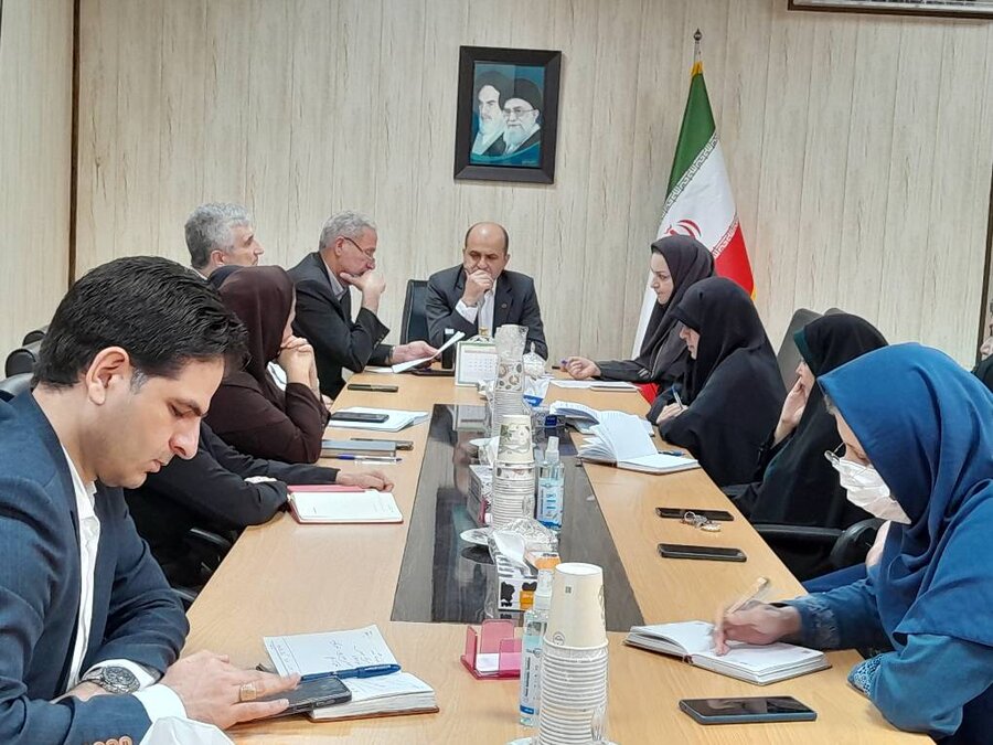 برگزاری جلسه برنامه ریزی هفته جوانی جمعیت و تجلیل از خانواده های خوش جمعیت 
