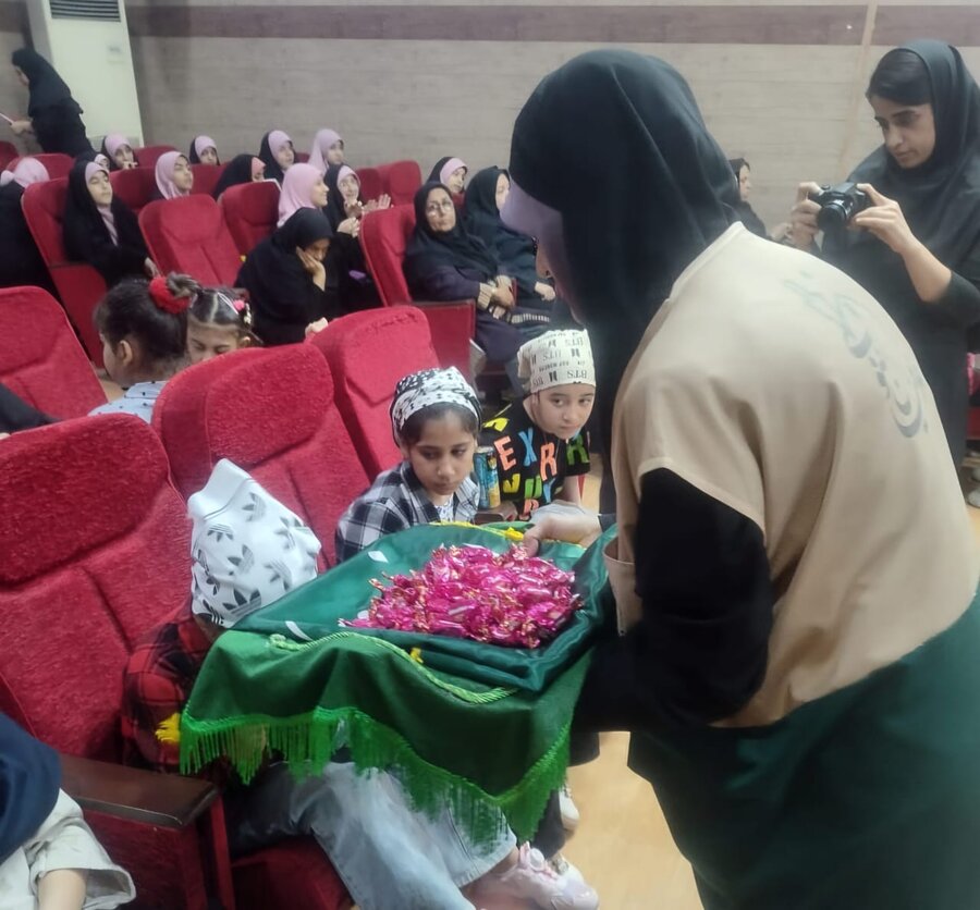 برگزاری جشن دهه کرامت در اداره بهزیستی شهرستان بوشهر