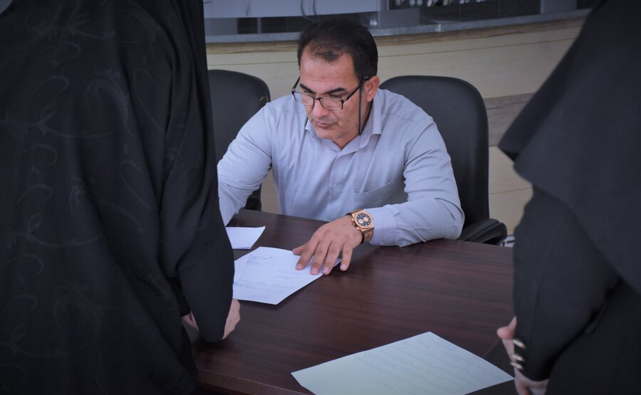 میز ارتباطات مردمی