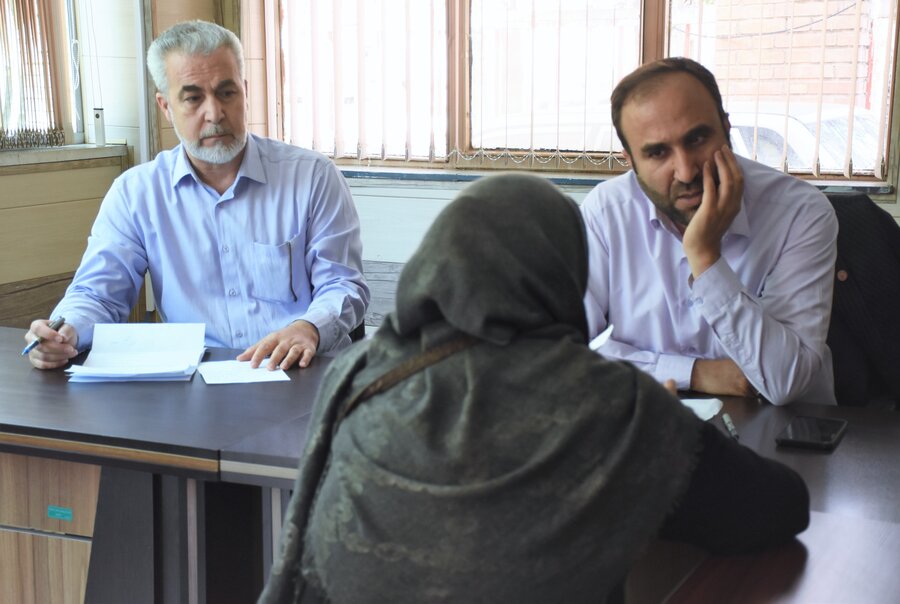 میز ارتباطات مردمی