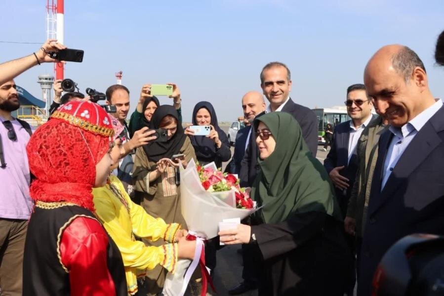 حضور سخنگوی دولت در مناطق کمتر توسعه یافته رشت حضور سخنگوی دولت در مناطق کمتر توسعه یافته رشت