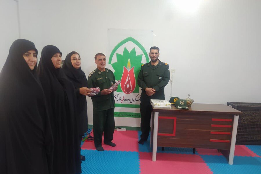 کامیاران ـ تقدیر فرمانده سپاه کامیاران از تلاشهای مرکز حرفهآموزی معلولان