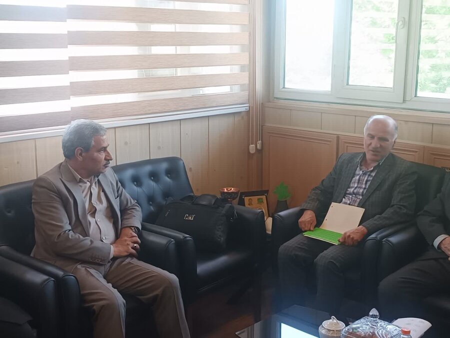 جلسه طرح توانمندسازی افراد دارای آسیب بینایی در کردستان