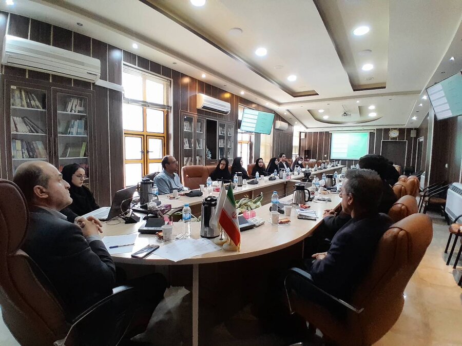 جلسه دوستدار سالمند