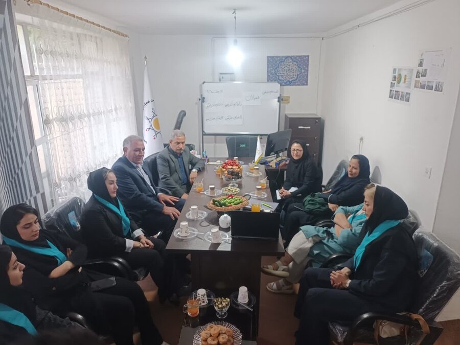 بازدید مسئولان کشوری و استانی از مرکز جمعیت همیاران سلامت روان اجتماعی کردستان