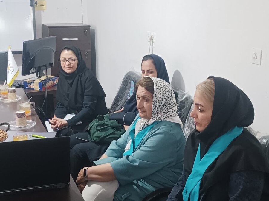 بازدید مسئولان کشوری و استانی از مرکز جمعیت همیاران سلامت روان اجتماعی کردستان