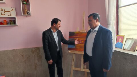 بازدید فرماندار و مدیر کل بهزیستی از مرکز توانبخشی مراقبتی پسرانه پردیس
