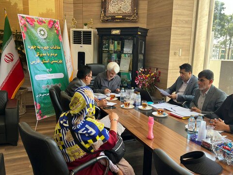 گزارش تصویری|ملاقات چهره به چهره مدیرکل بهزیستی فارس با جامعه هدف
