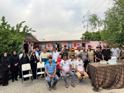 مراسم چهارشنبه امام رضایی‌ها در کمپ طلوع آرزوی اقاقیا برپا شد