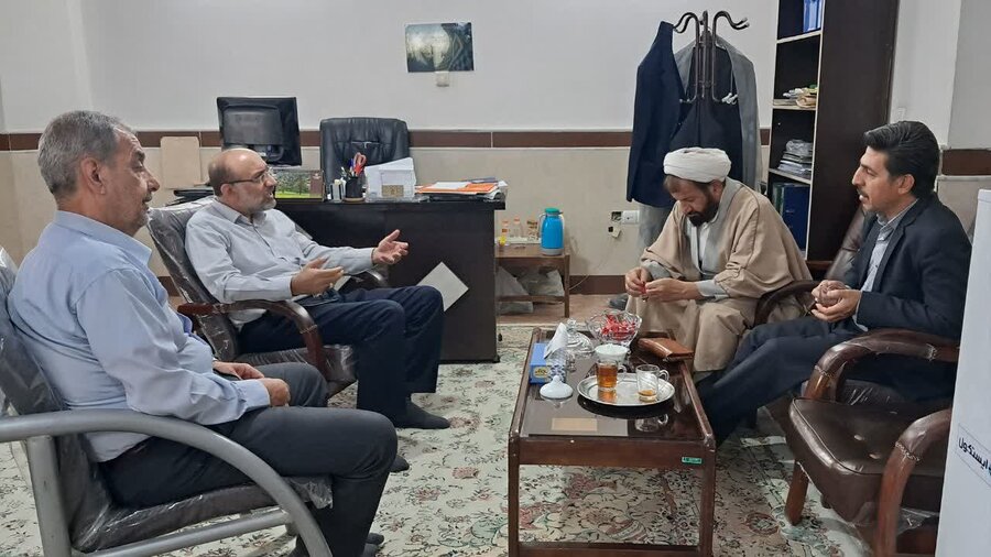 دیدار معاون توانمندسازی بهزیستی قم با مشاور تولیت آستان مقدس حضرت معصومه (س)