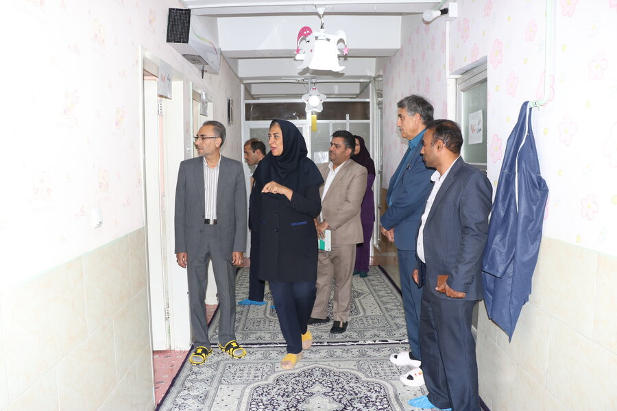 بازرسان کرمان ، میهمان کودکان شیرخوارگاه مادر