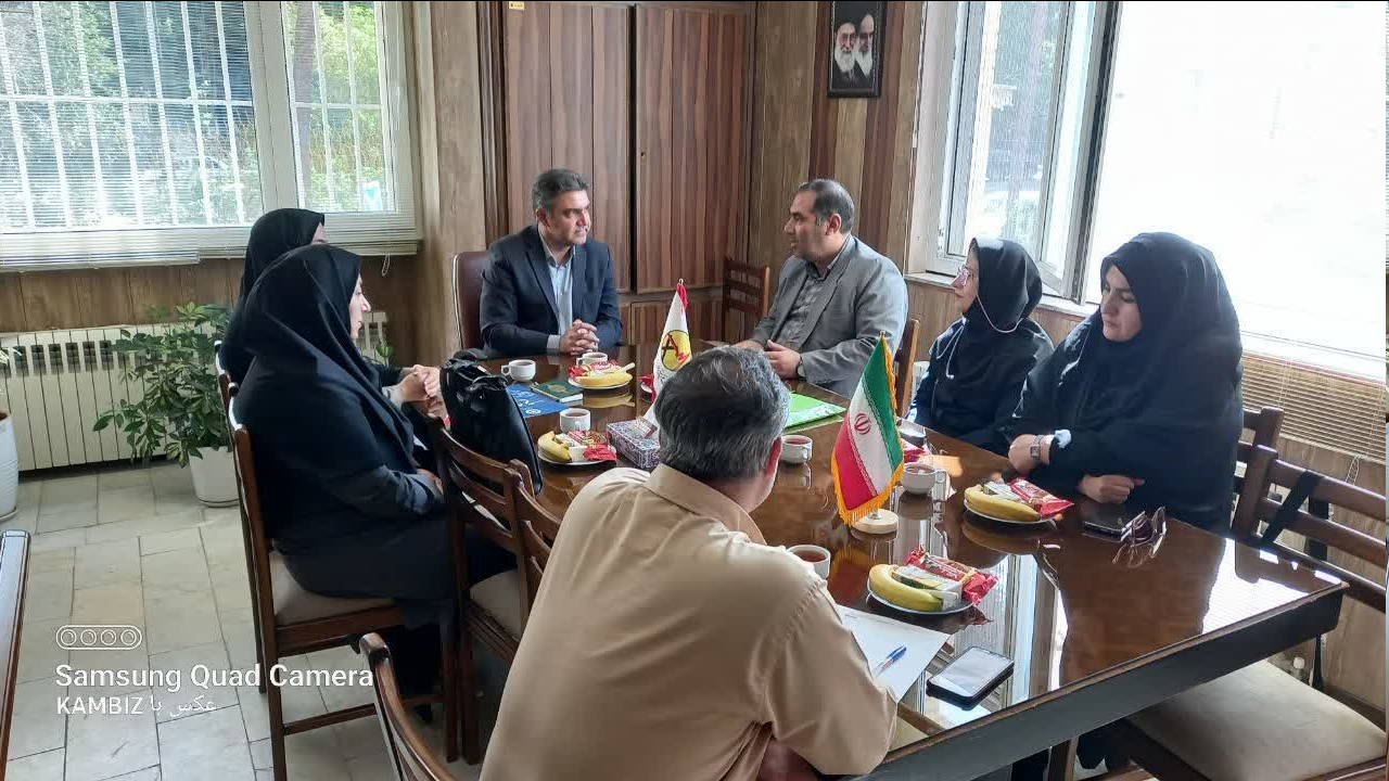 از  برگزاری کمیته اشتغال تا رایزنی در خصوص نصب پنل های خورشیدی