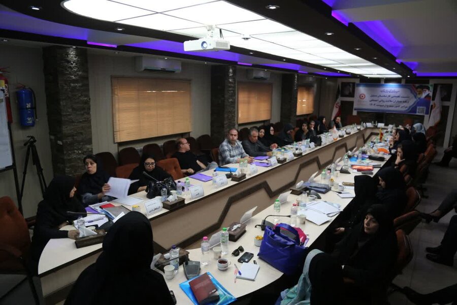 گردهمایی سراسری کارشناسان همیاران سلامت روان اجتماعی کشور در کردستان برگزار شد