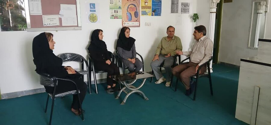 بازدید مدیر بهزیستی سنندج از مرکز مثبت زندگی حسن‌آباد