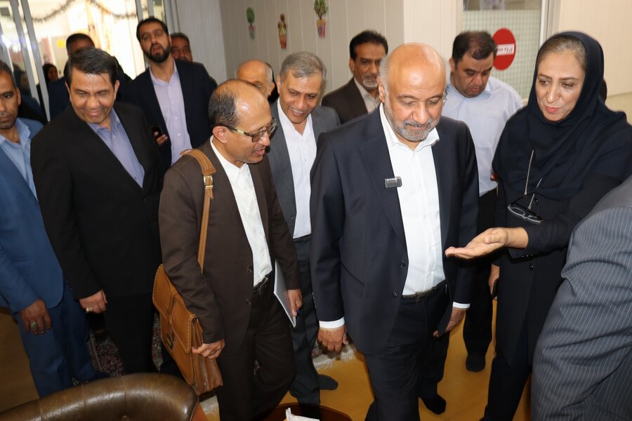 پیگیر ترمیم حقوق کارکنان بهزیستی هستیم