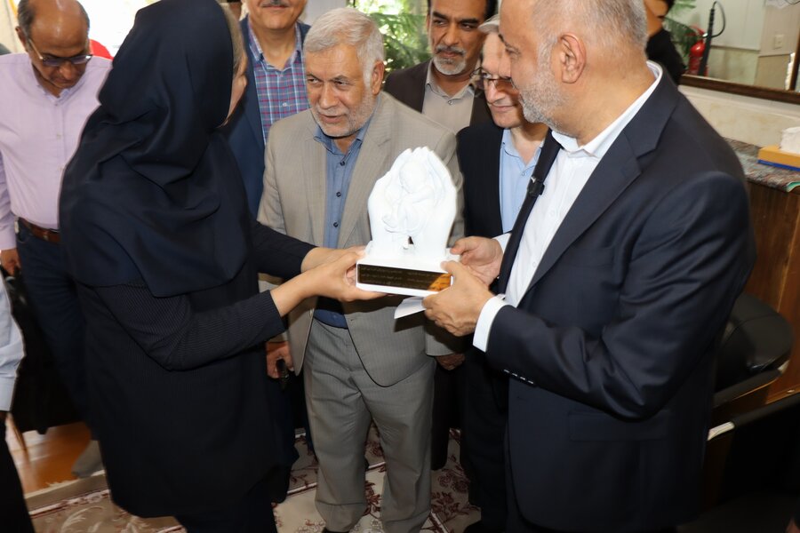 پیگیر ترمیم حقوق کارکنان بهزیستی هستیم