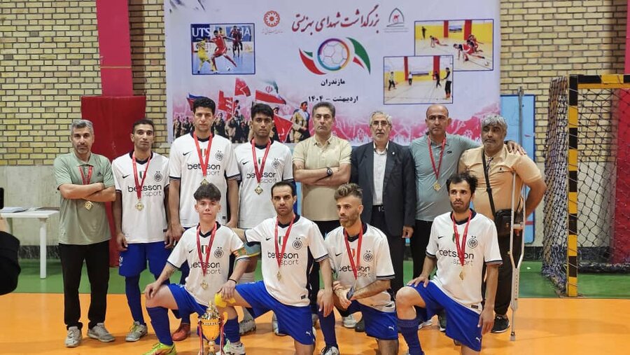 تیم فوتسال کم توانان ذهنی خوزستان قهرمان کشور شد


