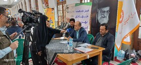 برپایی میز خدمت جهادی بهزیستی گیلان و سایر دستگاه های استان در مصلی امام خمینی(ره) رشت