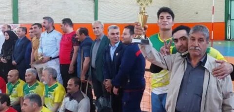 گزارش تصویری| مسابقات چهارجانبه والیبال نشسته در خواجه نصیر مراغه