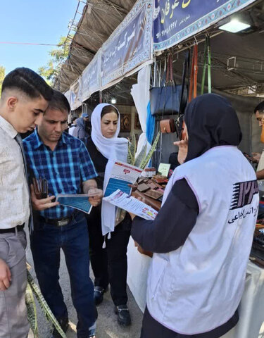 ساوجبلاغ | استقرار تیم سیار اورژانس اجتماعی در نمایشگاه گل و گیاه بهاره هشتگرد