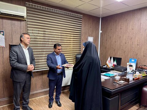 تقدیر از کارکنان روابط عمومی