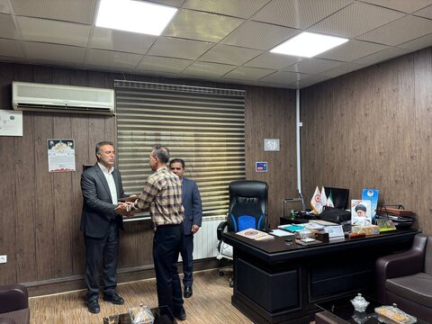 تقدیر از کارکنان روابط عمومی